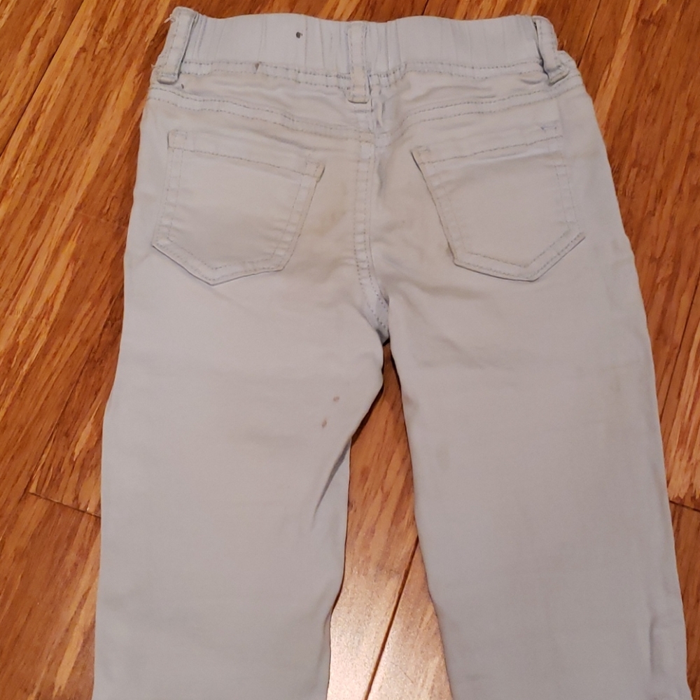 Capris - Picture 5 of 5